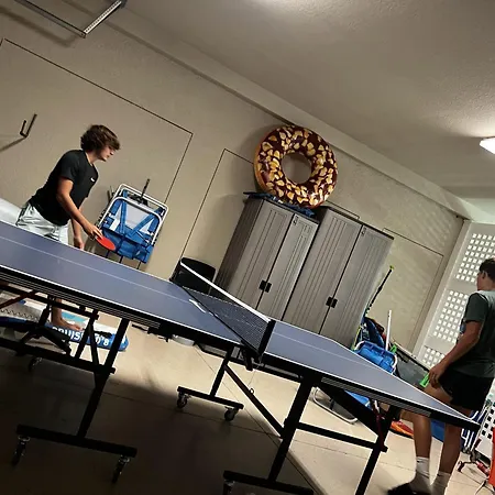 Luxurious Modern Townhouse Right Across Beach!! Table Tennis